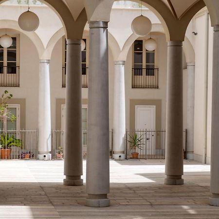 Tomasi Apartment Palermo Buitenkant foto